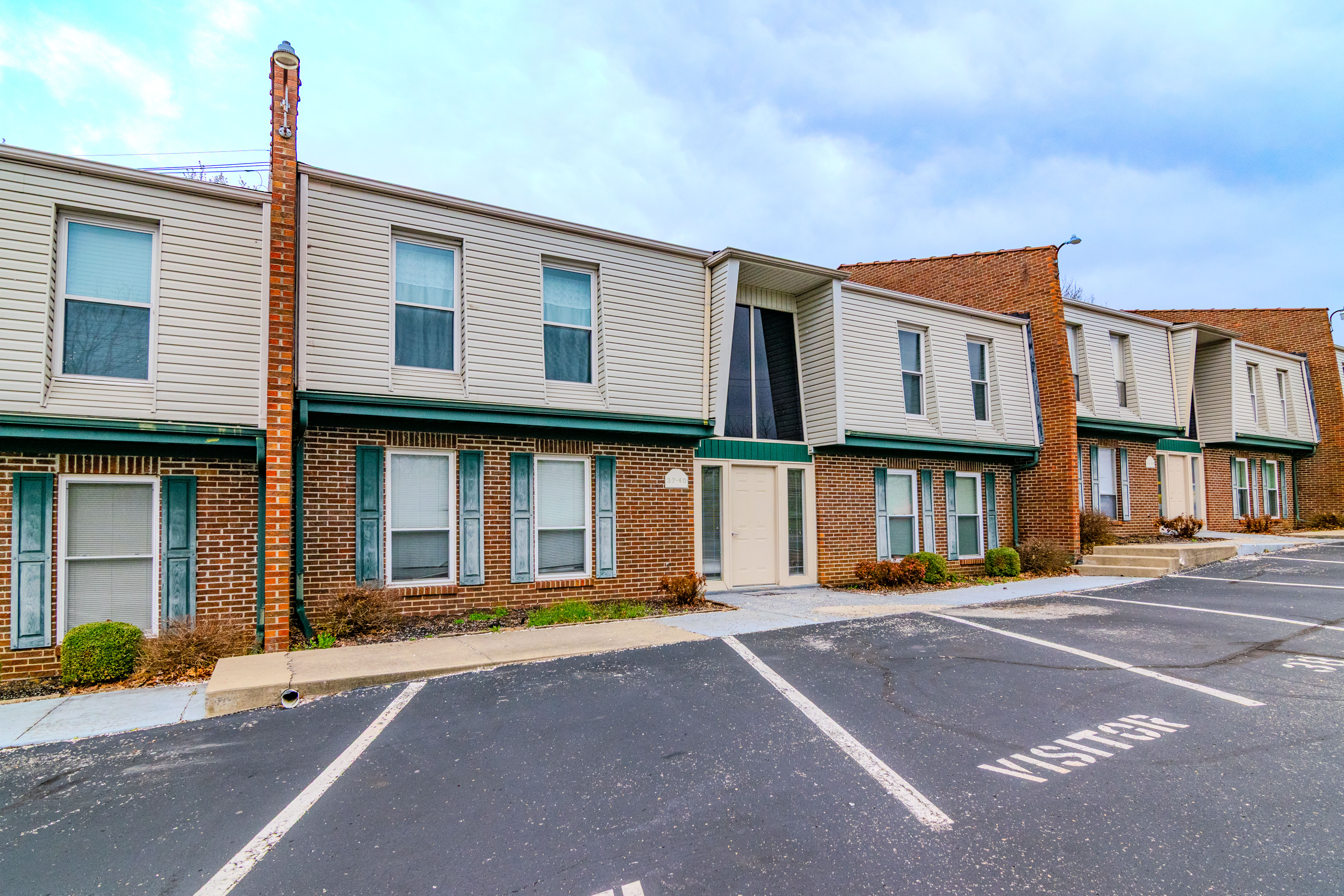 1310Louisville40 0008